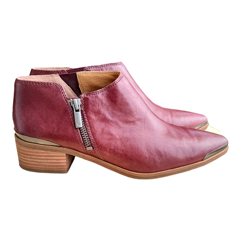 Lucky Brand Women's Ankle Boots in Burgundy